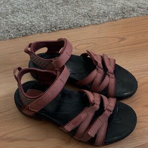 Teva Women’s Outdoor Strappy Sandals in Dusty Rose